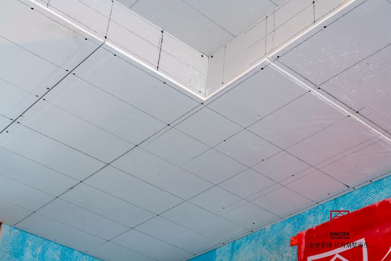 瀚林甲第160㎡裝修木工施工現(xiàn)場